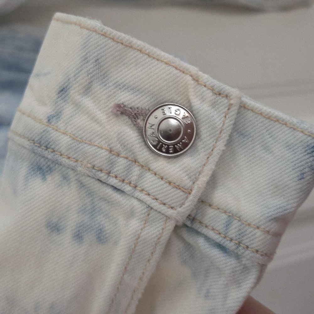 AE Shrunken Tie-Dye Denim Jacket - Picture 10 of 11
